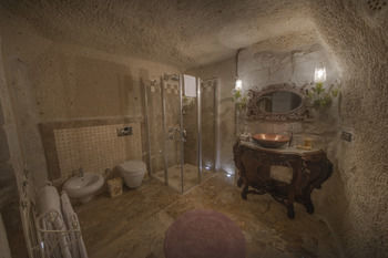 Hotel Elika Cave Suites