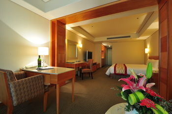 Forward Hotel