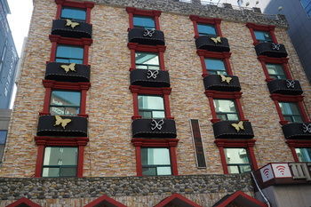 Picasso Motel