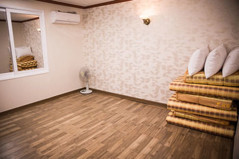 Picasso Motel