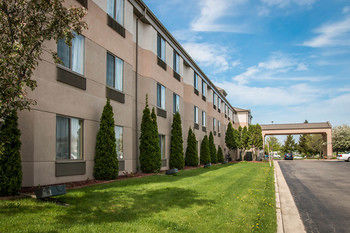 Hotel Sleep Inn & Suites - Airport