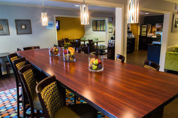 Hotel Holiday Inn Express Alpharetta - Roswell