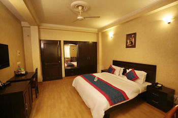Hotel Crown Stay