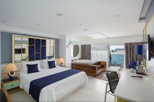 Sea View Hotel