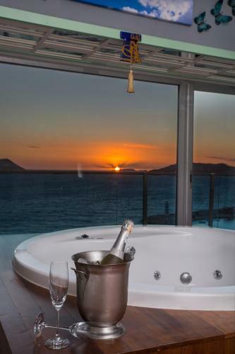 Sea View Hotel