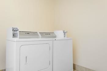 Hotel Days Inn Roanoke Near I-81