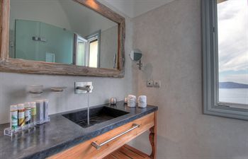 Bed & Breakfast Allure Suites
