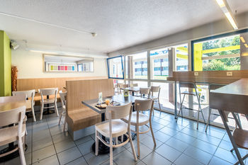 Hotel B&B H�tel Brest Kergaradec