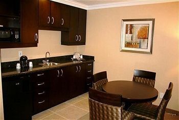 Hotel Holiday Inn & Suites San Mateo
