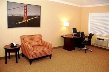 Hotel Holiday Inn & Suites San Mateo
