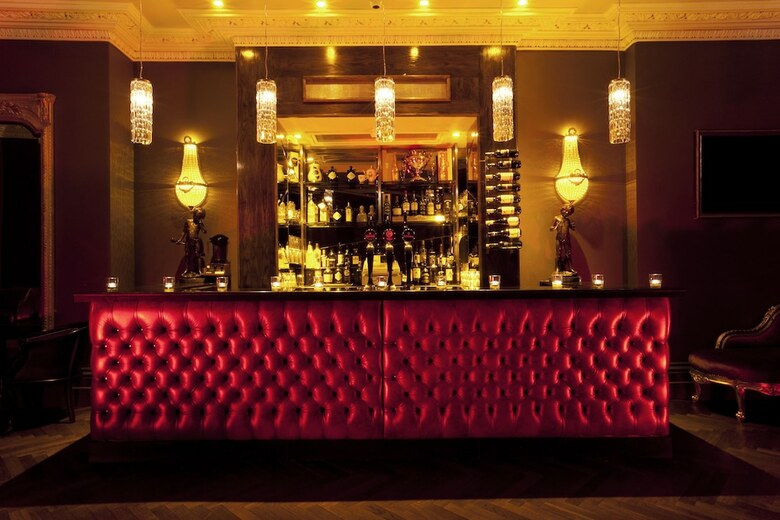 Harcourt Hotel