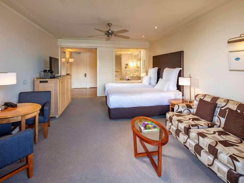 Pullman Reef Hotel Casino