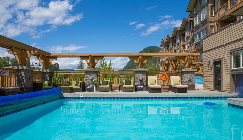 Hotel Executive Suites Garibaldi Springs Resort
