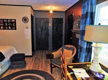 Bed & Breakfast Maple Leaf Cottage Inn