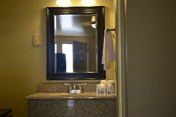 Motel Budget Inn Buffalo Airport