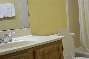 Motel Budget Inn Buffalo Airport