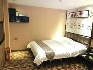Peach Blossom River Hotel