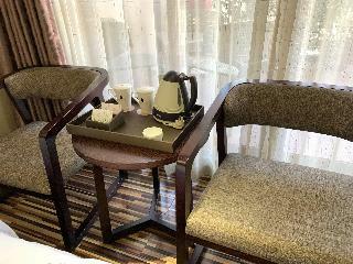 Peach Blossom River Hotel