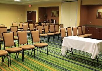 Hotel Fairfield Inn And Suites By Marriott Denton
