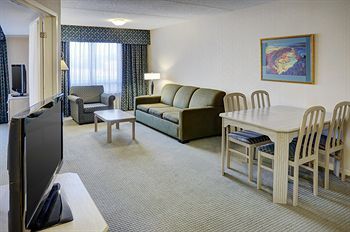 Hotel Quality Suites Whitby