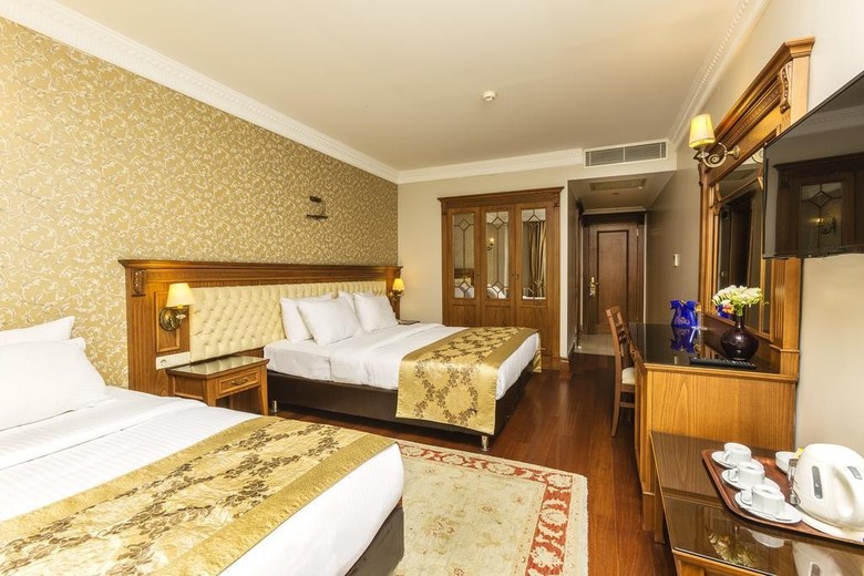 Hotel Acra