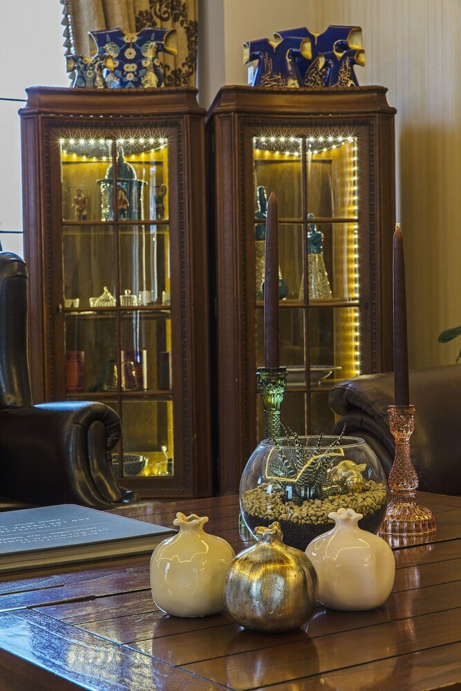 Hotel Acra