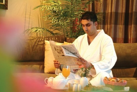 Elite Suites Hotel