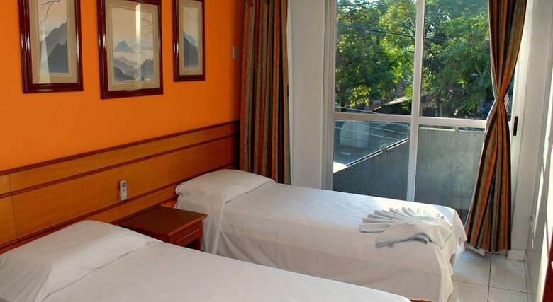 Hotel Lawrence