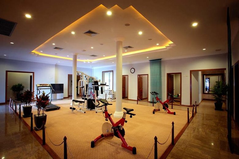 Ree Hotel