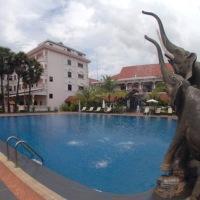Ree Hotel