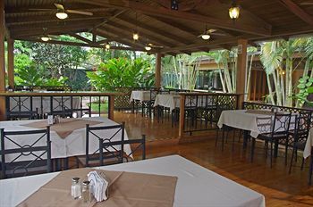 Hotel Robledal