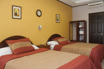 Hotel Robledal