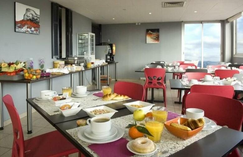 Du Baou Hotel