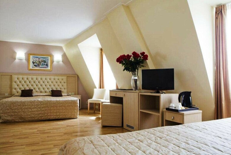 Hotel Lebron