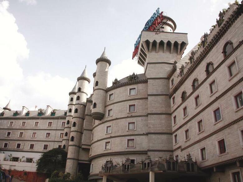 Hotel Best Western Amrutha Castle