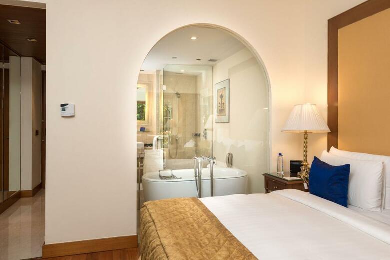 Hotel Oberoi Bangalore