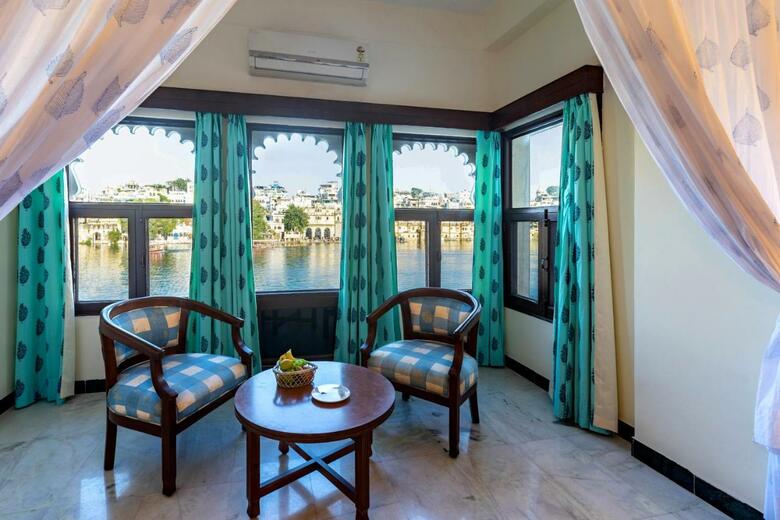 Sarovar Hotel