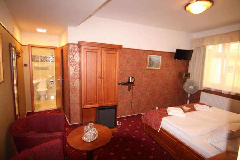 Old Prague Hotel