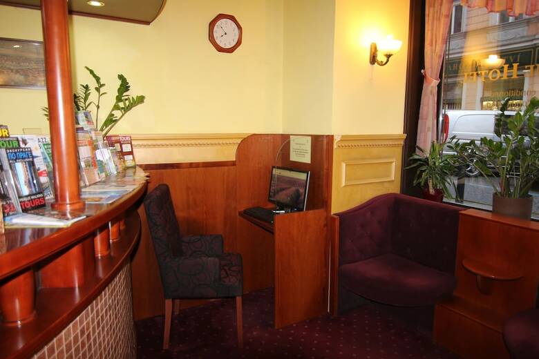 Old Prague Hotel