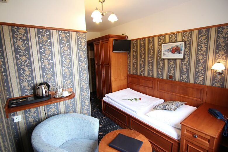 Old Prague Hotel