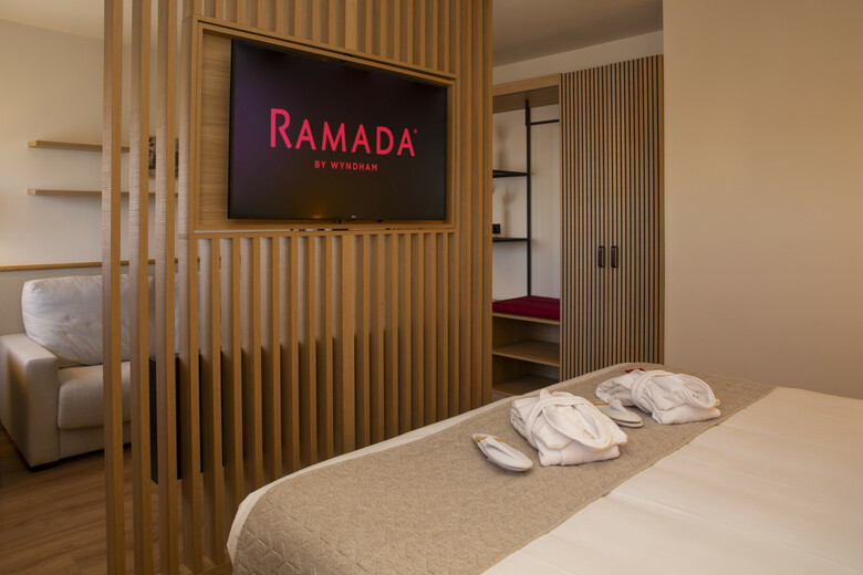 Hotel Ramada By Wyndham Madrid Getafe