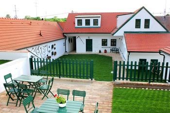 Pension Wein- & Schlafgut K�ssler