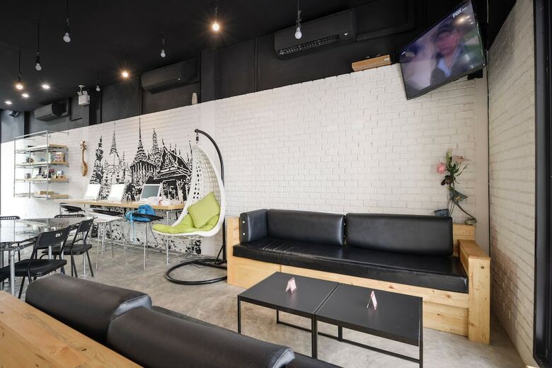 The Cube Hostel