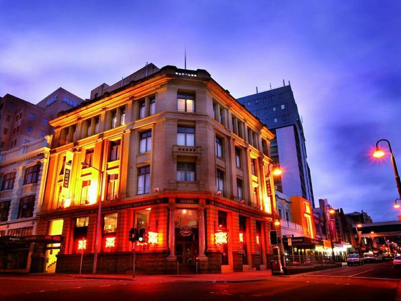 Hotel Quest Savoy