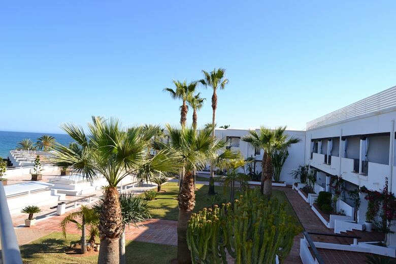 Hotel Parador De Moj�car