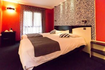 Hotel Restaurant Le Fruitier Villedieu Les Poeles