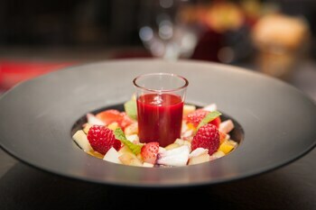Hotel Restaurant Le Fruitier Villedieu Les Poeles