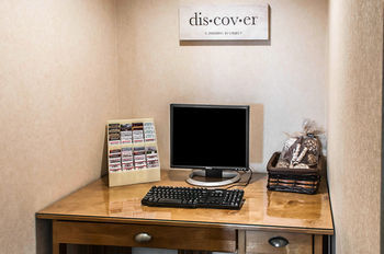 Hotel Rodeway Inn East