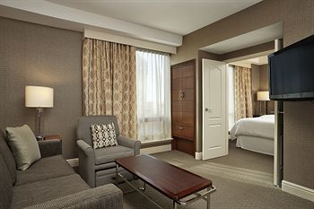 Hotel Sheraton Suites Calgary Eau Claire
