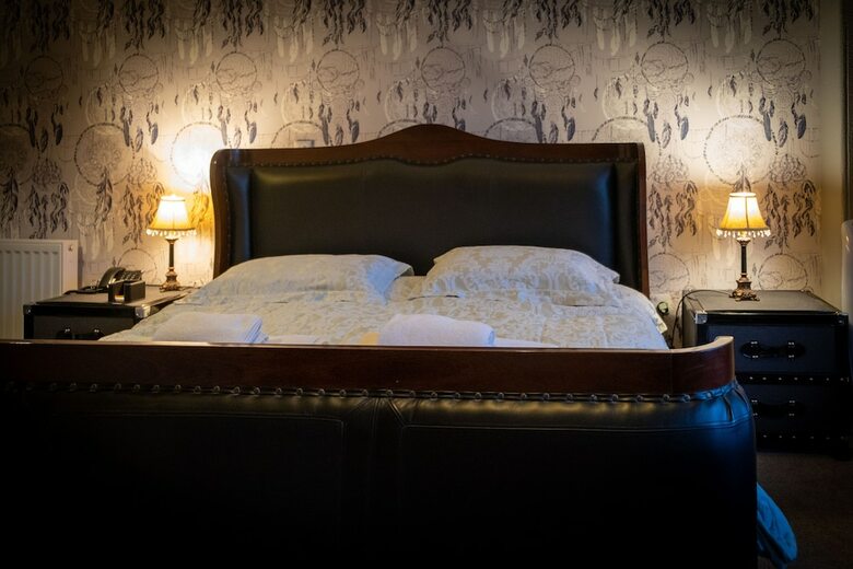 Brockley Hall Hotel
